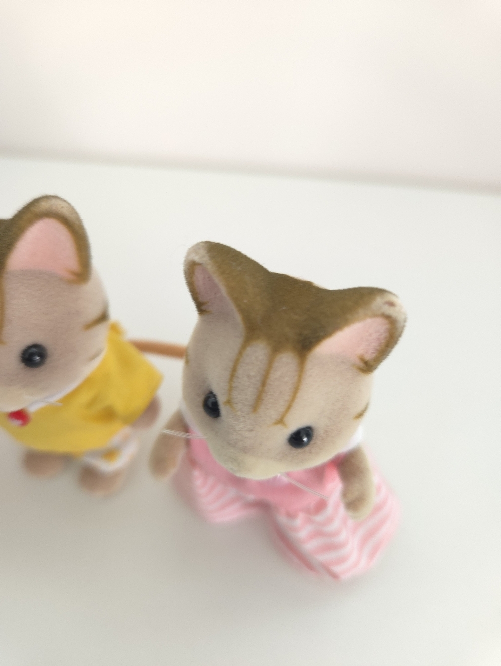 Calico Critters Sylvanian Families Sandy Cat Family Figures - Picture 6 of 15
